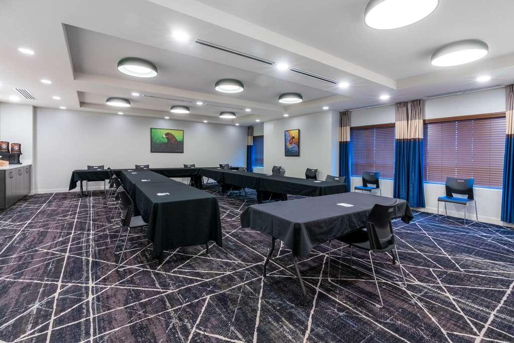 Microtel Inn & Suites By Wyndham Kanata Ottawa West 設備 写真