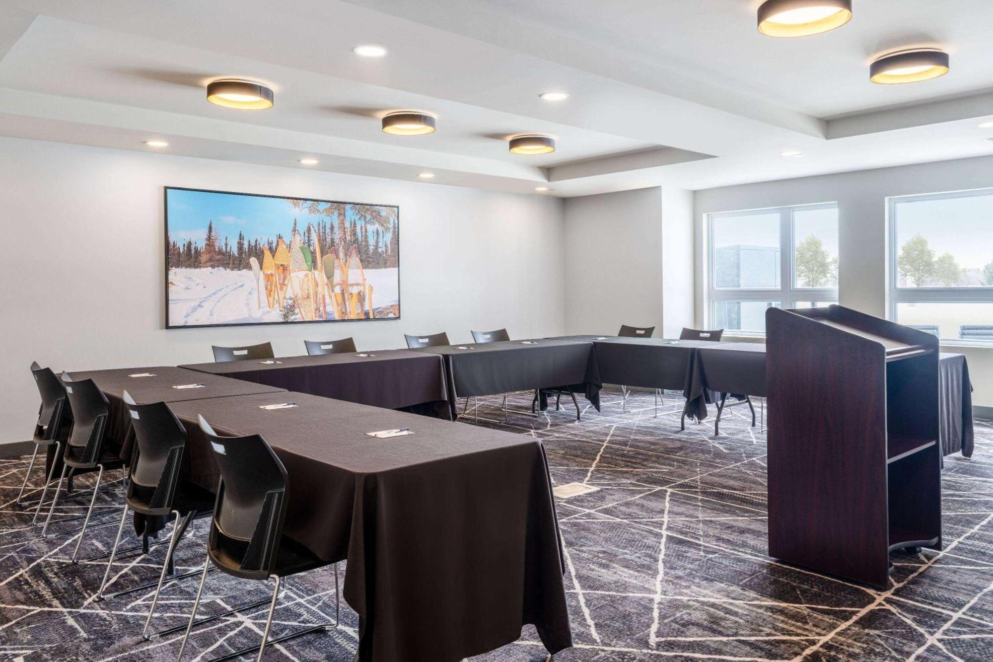 Microtel Inn & Suites By Wyndham Kanata Ottawa West エクステリア 写真